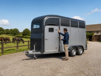 Van occasion chevaux : checklist achat sécurisé